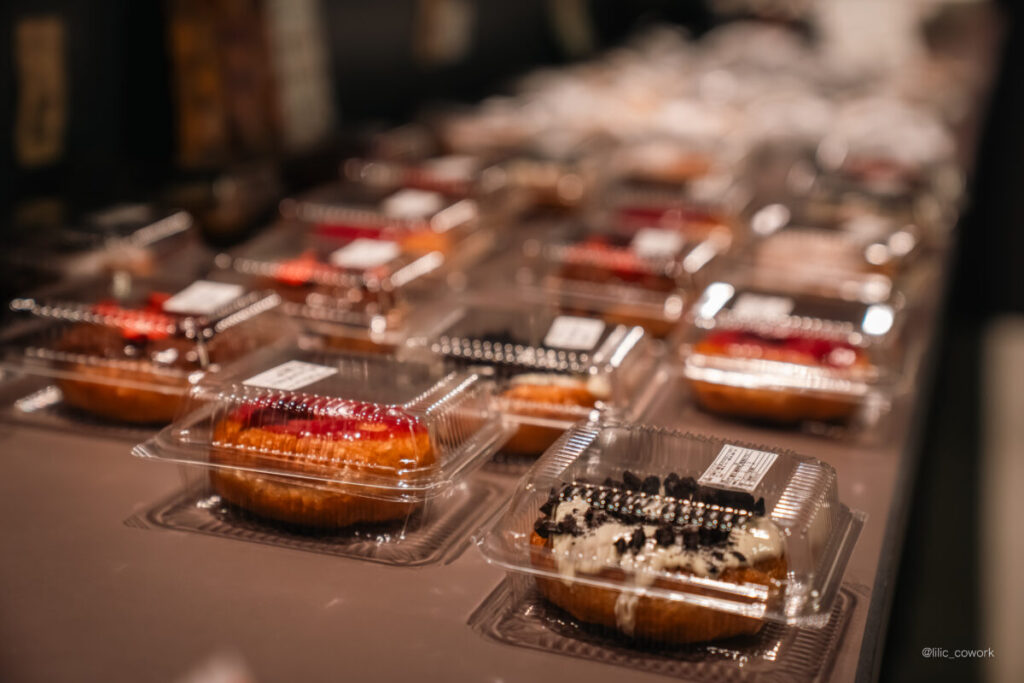 こちらも昨年に続き「ハグジードーナツ」さんのドーナツをご用意させていただきました🍩
